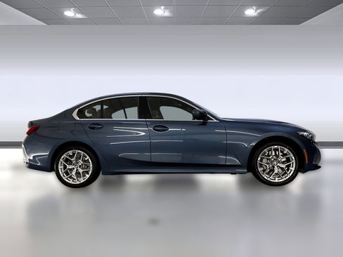 Used 2026 BMW 330i Sedan w/ Convenience Package image 7