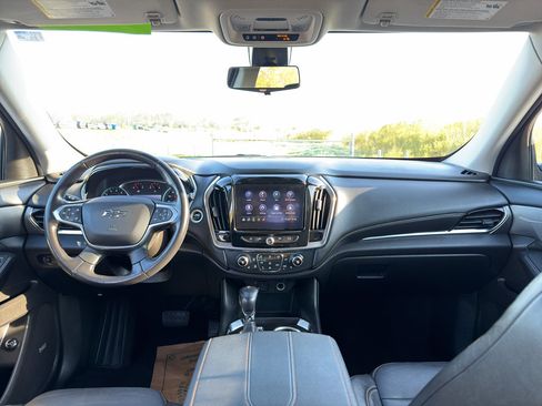 Used 2021 Chevrolet Traverse RS AWD/4WD image 20