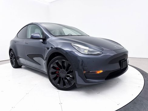 Used 2022 Tesla Model Y Performance image 6