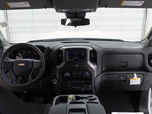 New 2026 Chevrolet Silverado 1500 Custom RWD image 29