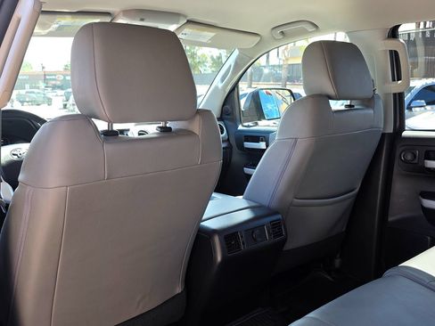 Used 2019 Toyota Tundra Limited w/ Limited Premium Package RWD image 25