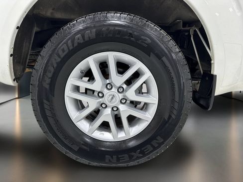 Used 2017 Nissan Frontier SV RWD image 10