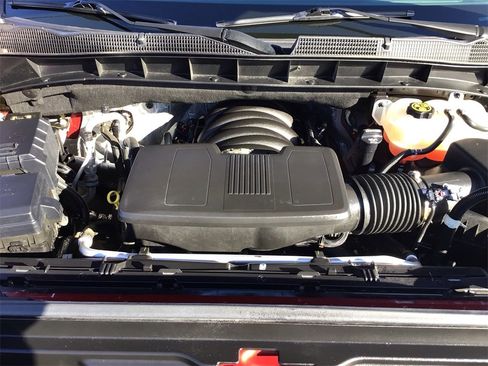 Used 2023 GMC Sierra 1500 SLT w/ SLT Premium Package image 11