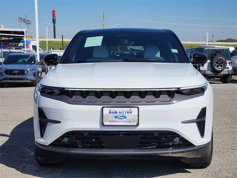 Used 2025 Jeep Wagoneer S Limited image 2