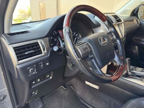 Used 2014 Lexus GX 460 Luxury image 48