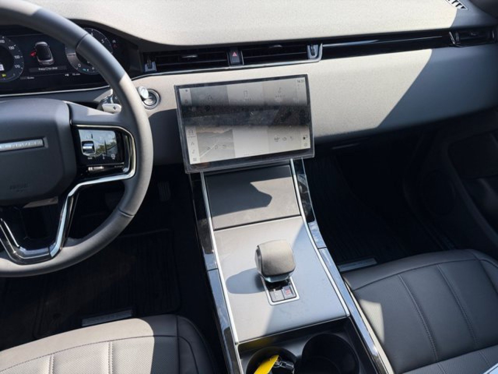 New 2026 Land Rover Range Rover Evoque S AWD/4WD image 14