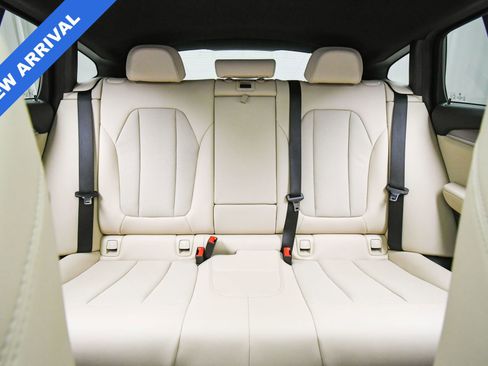 Used 2023 BMW X4 xDrive30i w/ Convenience Package image 18