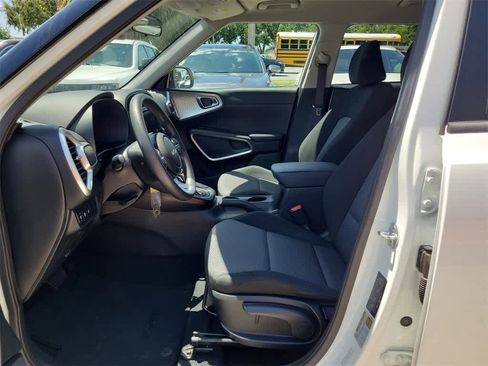 Used 2023 Kia Soul LX w/ Option Group 015 image 20
