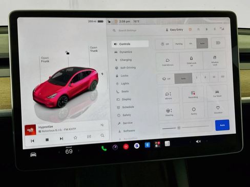 Used 2023 Tesla Model Y Long Range AWD/4WD image 19