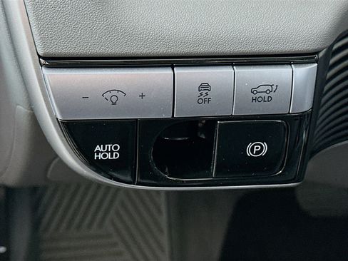 Used 2024 Hyundai Ioniq 5 SEL image 17