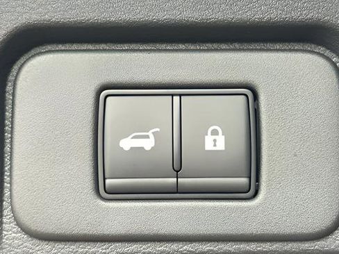 New 2026 Nissan Rogue SV w/ SV Premium Package image 40