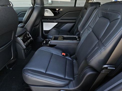 New 2026 Lincoln Aviator Reserve image 22