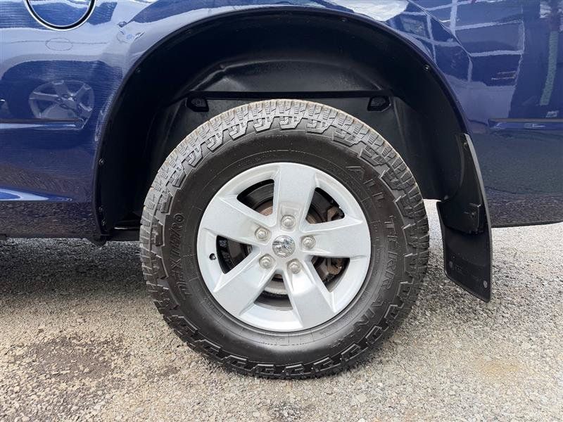 Used 2018 RAM 1500 Express AWD/4WD image 9
