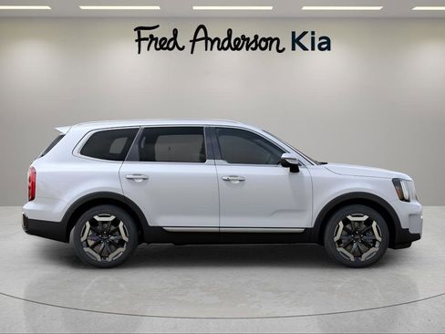 New 2025 Kia Telluride S image 7