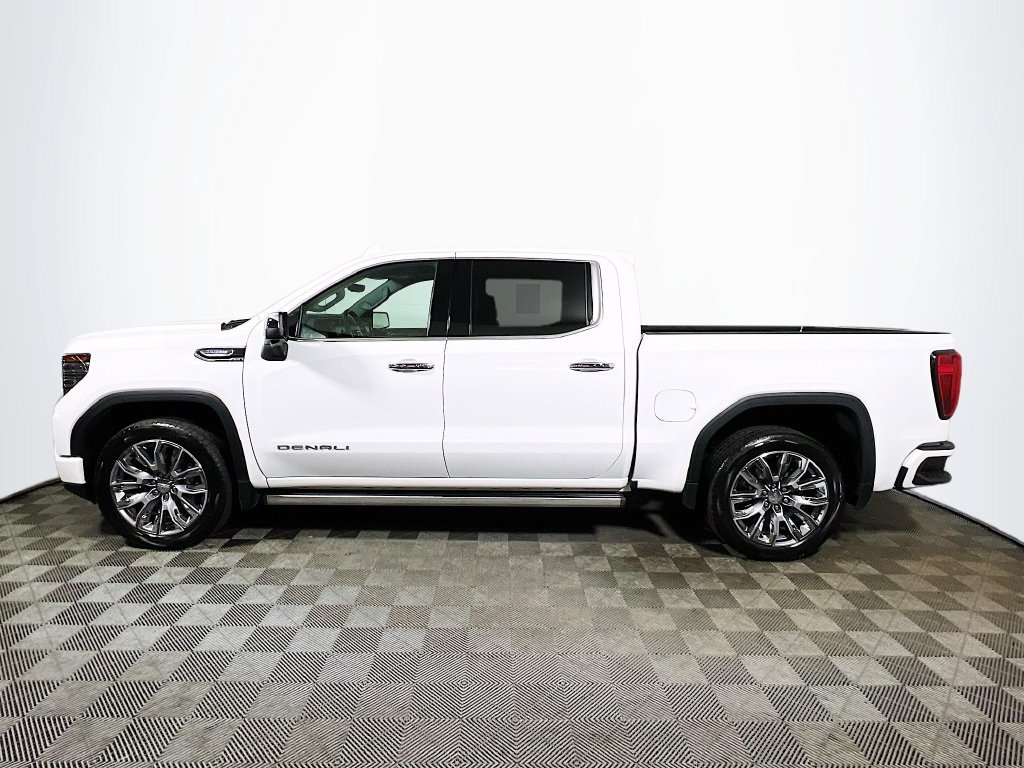 Used 2023 GMC Sierra 1500 Denali w/ Denali Reserve Package AWD/4WD image 4