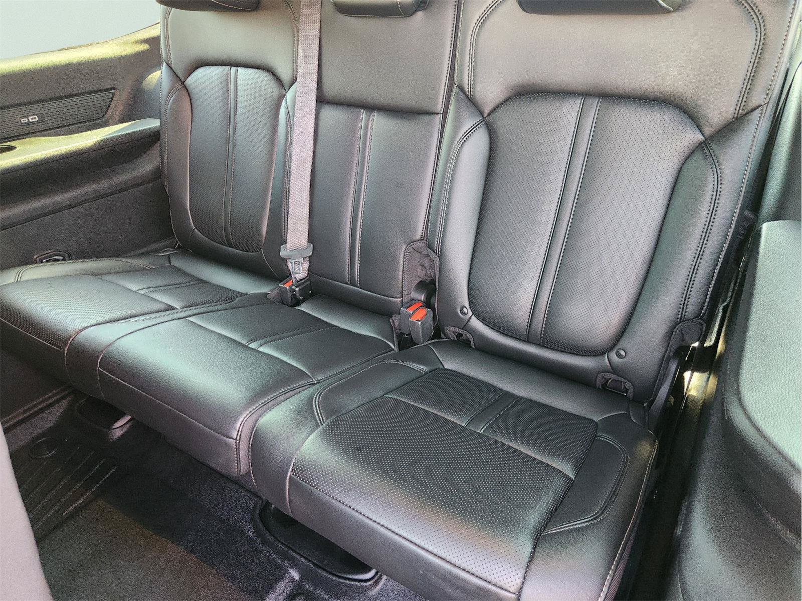 Used 2022 Jeep Wagoneer Series I RWD image 30