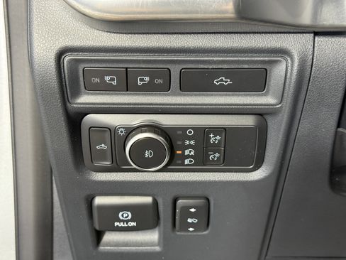 Certified 2021 Ford F150 Lariat w/ Equipment Group 502A High image 26