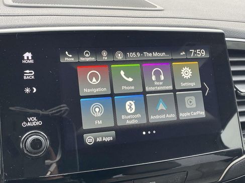 Used 2019 Honda Pilot Elite image 19