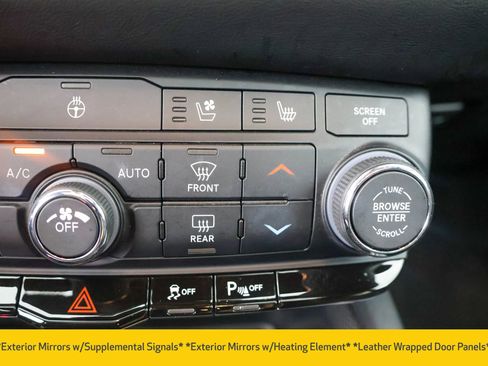 Used 2024 Dodge Durango GT AWD/4WD image 14