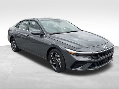 New 2026 Hyundai Elantra Limited FWD image 7