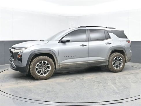 Used 2025 Chevrolet Equinox ACTIV w/ Safety and Technology Package image 6