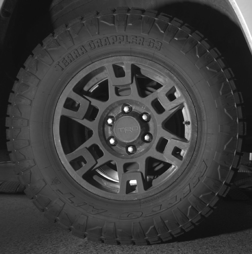 Used 2024 Toyota 4Runner SR5 Premium w/ Moonroof Package AWD/4WD image 14