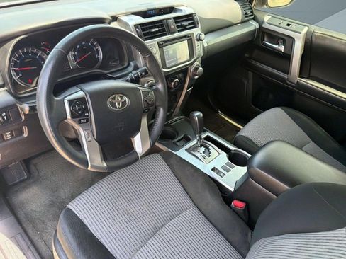 Used 2017 Toyota 4Runner SR5 RWD image 4