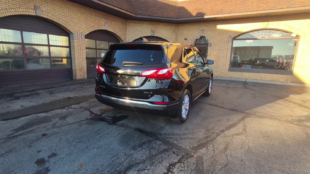 Used 2020 Chevrolet Equinox LT AWD/4WD image 9