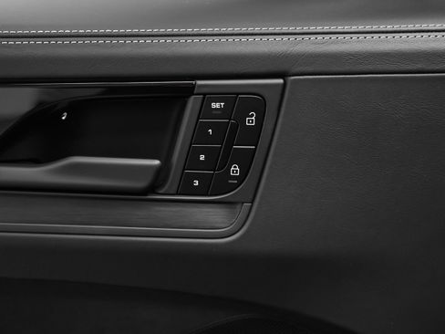 New 2026 Porsche Cayenne GTS image 35