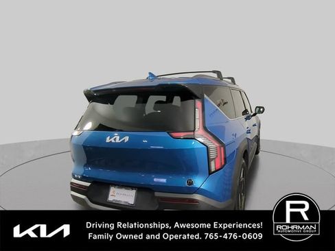 Used 2024 Kia EV9 Wind AWD/4WD image 9