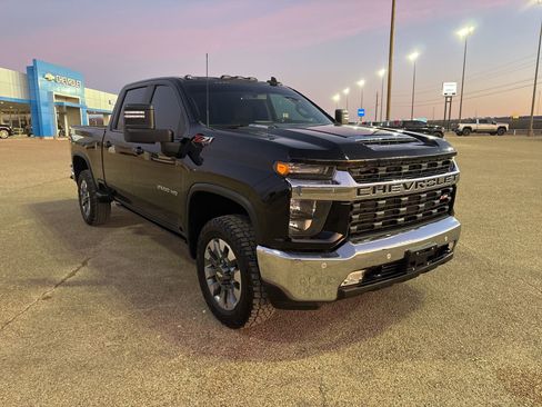 Used 2023 Chevrolet Silverado 2500 LT w/ All Star Edition image 7