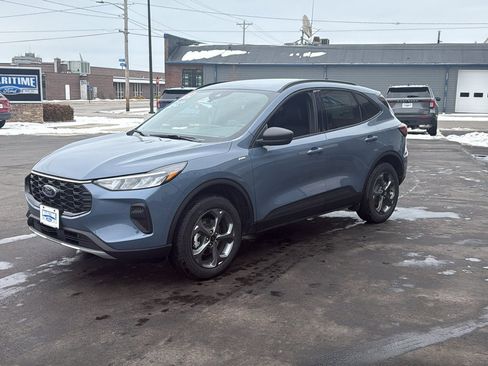 New 2026 Ford Escape ST-Line w/ Tech Pack #1 AWD/4WD image 3
