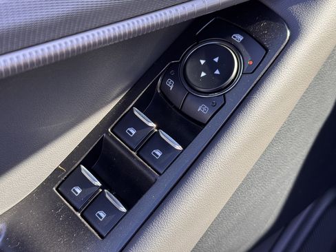 New 2026 Ford Explorer Active w/ Active Comfort Package image 9