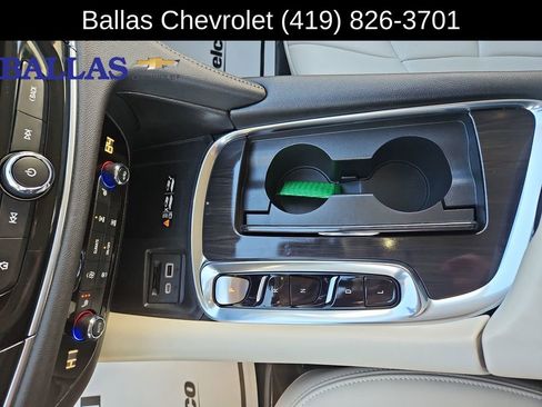 Certified 2023 Buick Enclave Essence AWD/4WD image 16