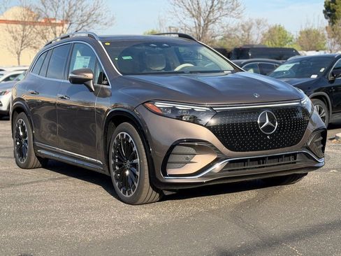 New 2026 Mercedes-Benz EQS 400 4MATIC SUV image 6