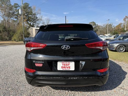 Used 2016 Hyundai Tucson SE w/ Option Group 02 image 4