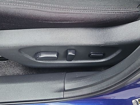 Used 2019 Nissan Rogue SV w/ Premium Package AWD/4WD image 15