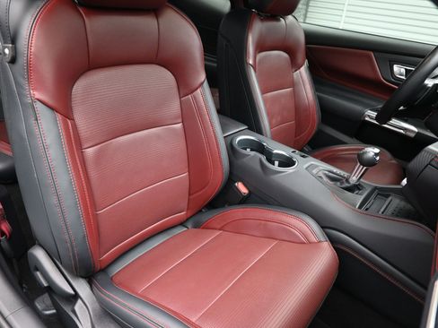 Used 2024 Ford Mustang GT Premium image 38