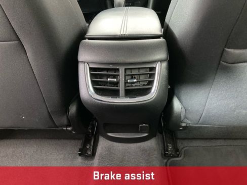 Used 2024 Chevrolet Malibu LT image 16