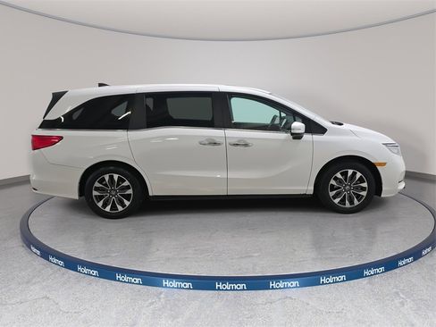 Used 2024 Honda Odyssey EX-L image 5