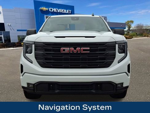 Used 2024 GMC Sierra 1500 Elevation image 3