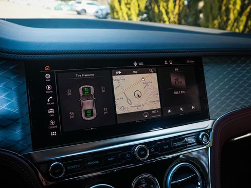 Used 2024 Bentley Continental GT S image 25