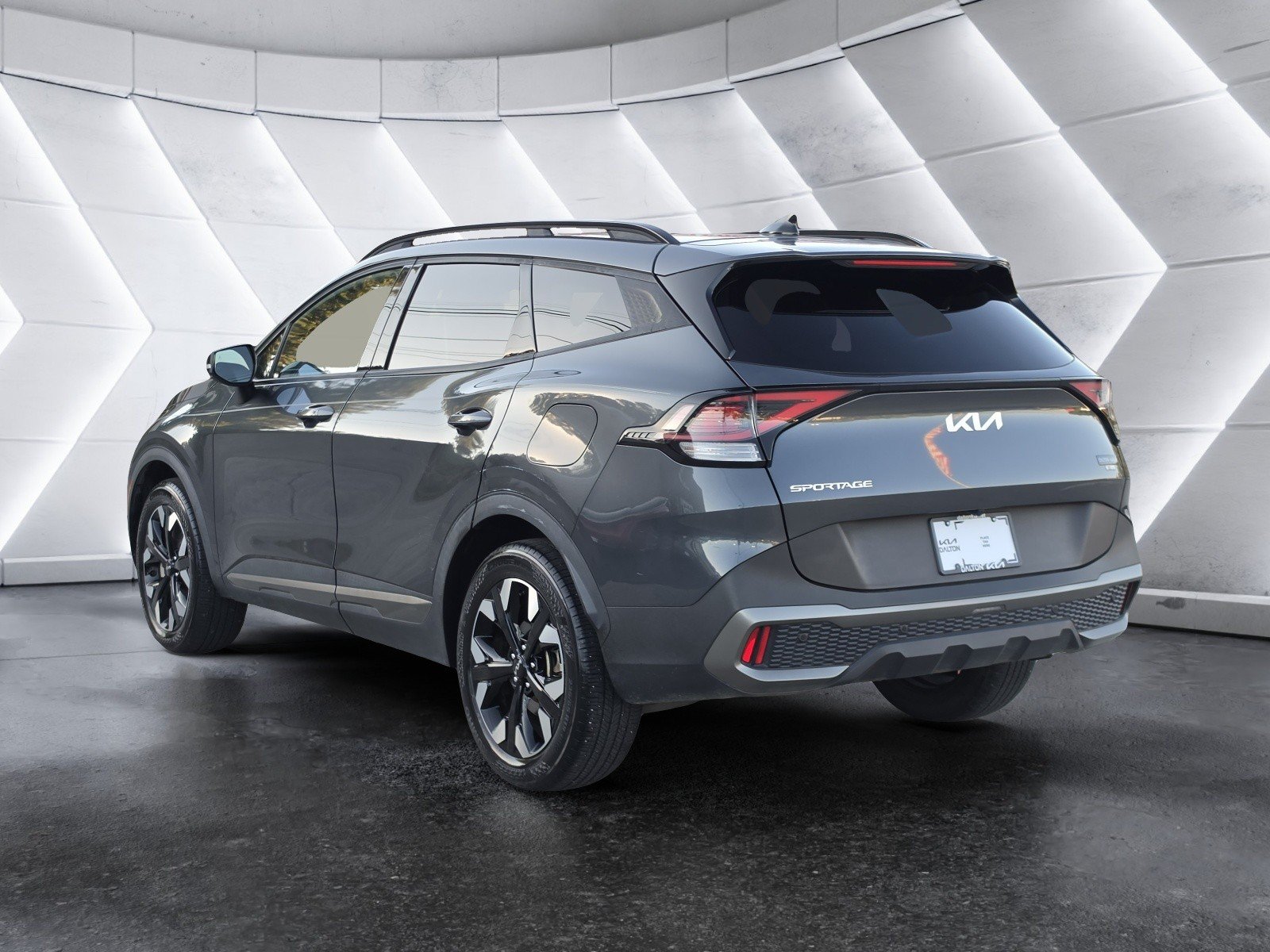 Used 2023 Kia Sportage X-Line w/ X-Line Premium Package AWD/4WD image 5