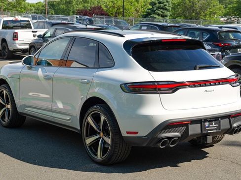 Used 2025 Porsche Macan AWD/4WD image 6