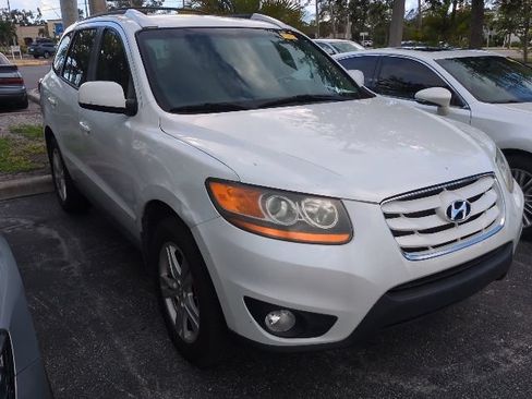 Used 2011 Hyundai Santa Fe SE w/ Premium Pkg 3 FWD image 1