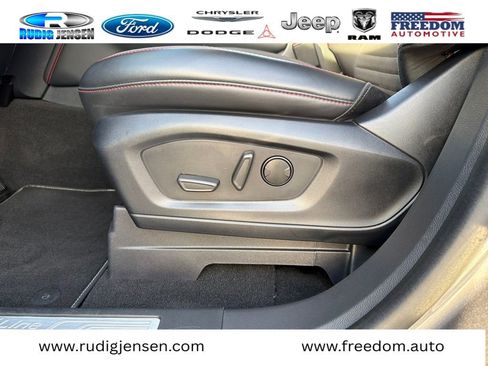 Used 2025 Ford Explorer ST-Line w/ ST-Line Street Pack image 12