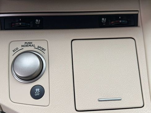 Used 2018 Lexus ES 350 w/ Premier Package FWD image 19