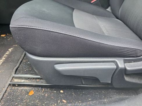 Used 2021 Nissan Sentra SV FWD image 5