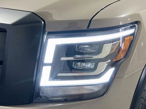 Used 2024 Nissan Titan PRO-4X w/ Pro-4x Utility Package AWD/4WD image 11