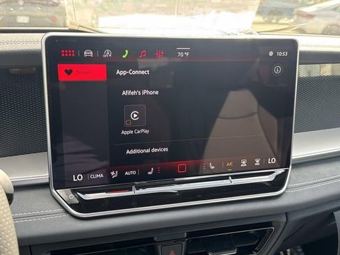 New 2026 Volkswagen Tiguan SE R-Line image 21